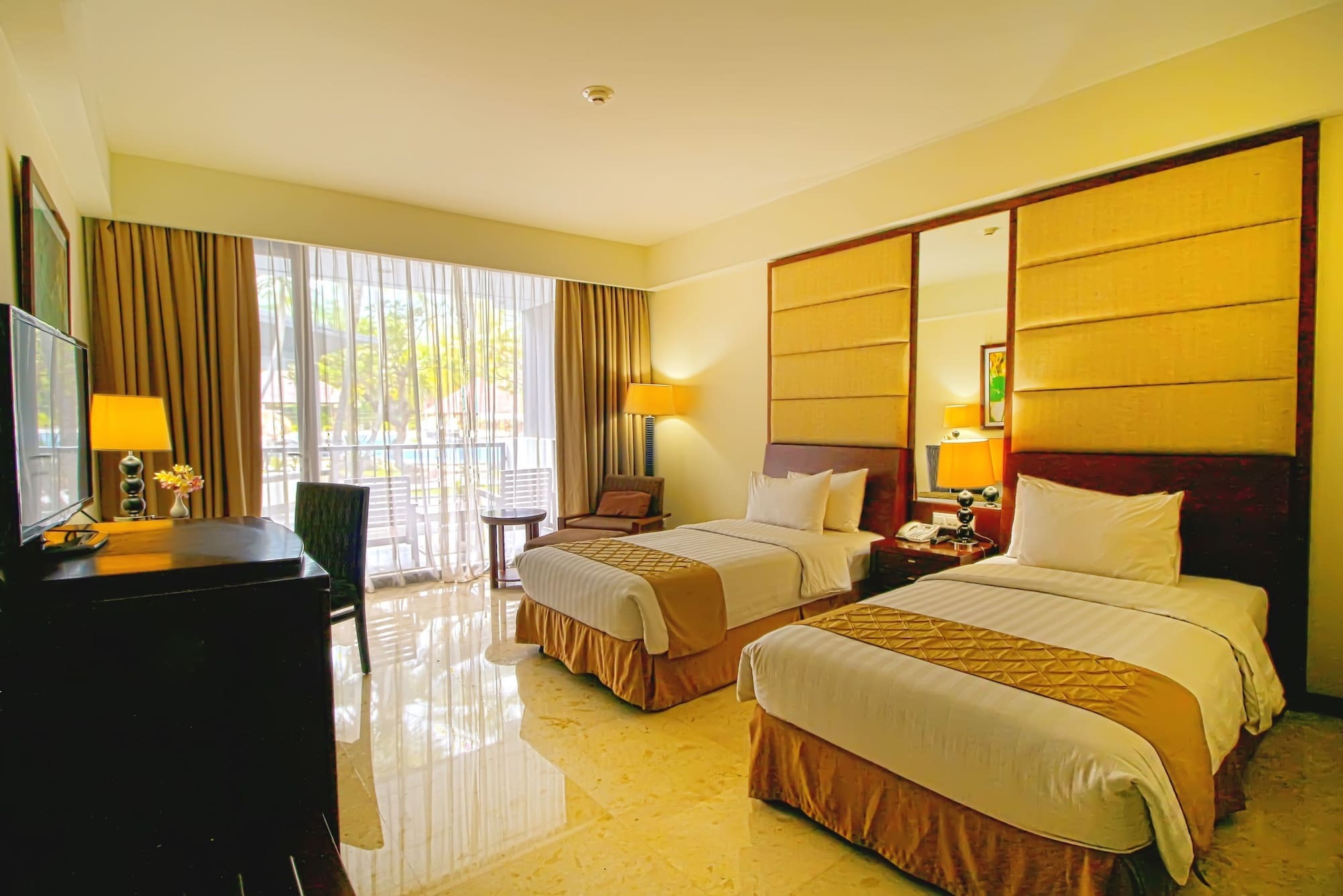 Bela International Hotel & Conventionternate Exterior photo